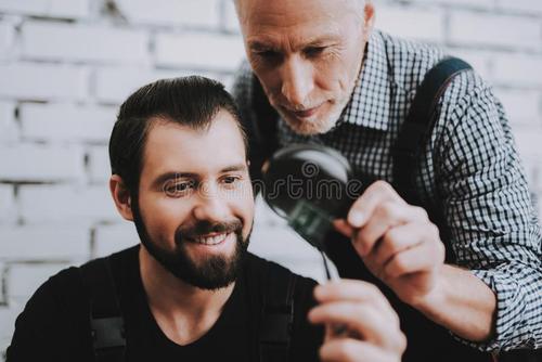 角度传感器的研究